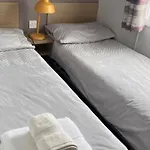 Trailer By The Sea *