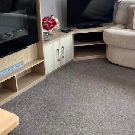 Trailer By The Sea Campsite